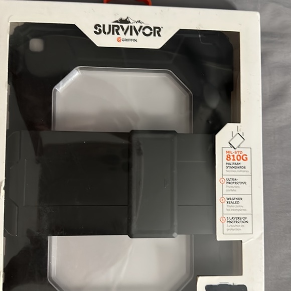 Griffins Survivor All- Terrain iPad 10.2 inches - Picture 2 of 4